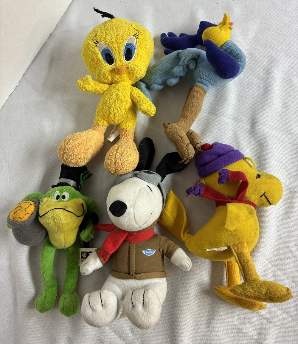 Peanuts & Loony Tunes 5 Plush Lot - Snoopy, Tweety, Road Runner, Michigan J Frog